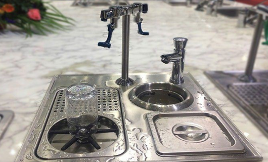 个性定制引领厨房经济发展推进(中国电器十大名牌)