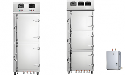 多门海鲜蒸柜是一款专为海鲜烹饪设计的厨房设备