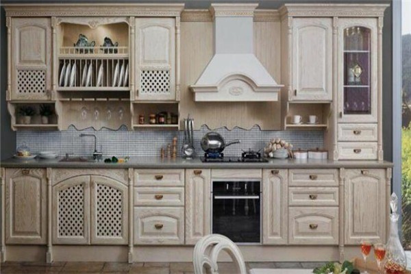 及时雨橱柜代理