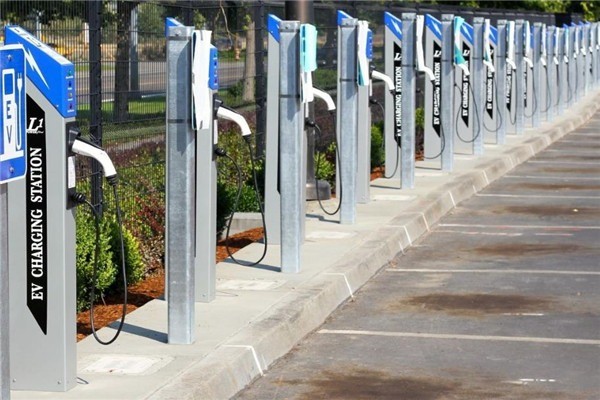 鼎充充电桩招商加盟