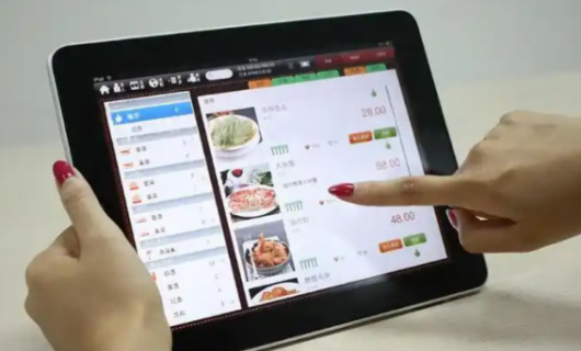 “你的私人营养师+厨师”：AI智能菜谱生成器让健康饮食不再难