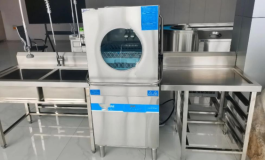 洗碗机如何选配？日均300单与日均3000单的厨房，根本不是同一台机器！