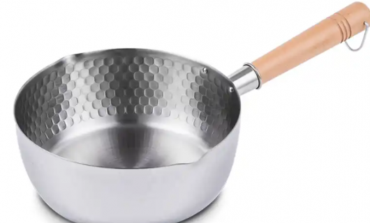 不锈钢厨具为什么是中央厨房的“隐形标准器”？揭秘品质一致性背后的材质逻辑！