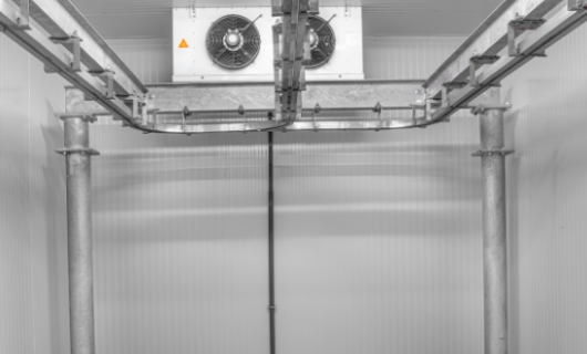 酒店宴会厨房如何靠厨房冷库提升出餐稳定性？揭秘高端后厨的“隐形心脏”