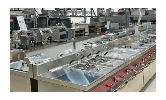 餐厅厨房设备如何实现“降本+提效”双目标?2025年智慧后厨实战指南