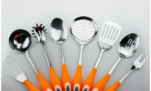 定制化厨具不是奢侈品！中小餐饮如何低成本实现“专属厨房”？