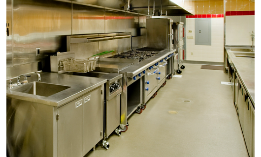 为什么越来越多餐饮老板选择商用厨具厂家直销？真相令人安心