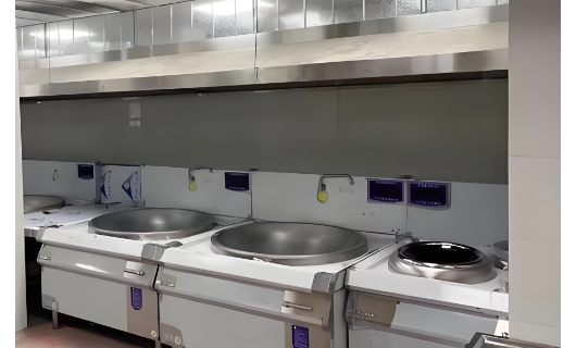 2026商用厨具大考：不锈钢原料暴涨背后，餐饮老板如何破局省钱？